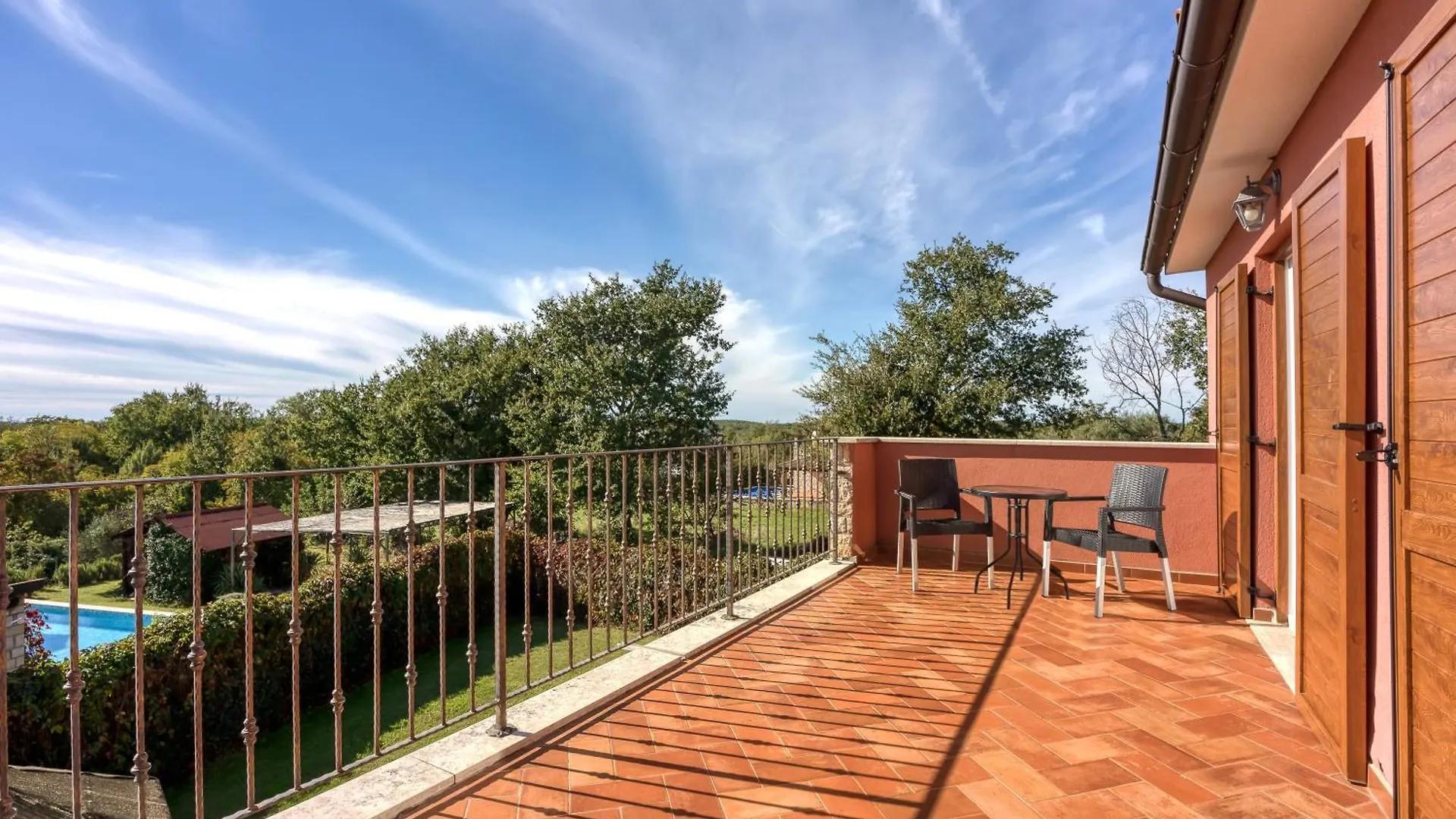 Villa Kontesici 12 Marasi